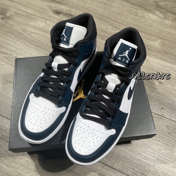 Air Jordan 1 Mid Armory Navy w - Picture 5 of 9